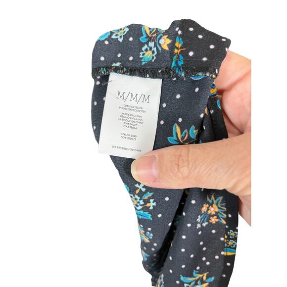 Cabi Floral Button Front Blouse Black Women's Size Medium - Picture 5 of 6